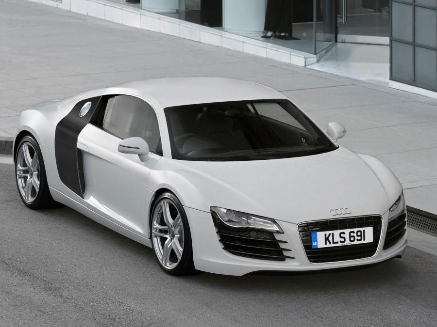  Audi R8 2007 года  (UK) (фото 16 из 25)